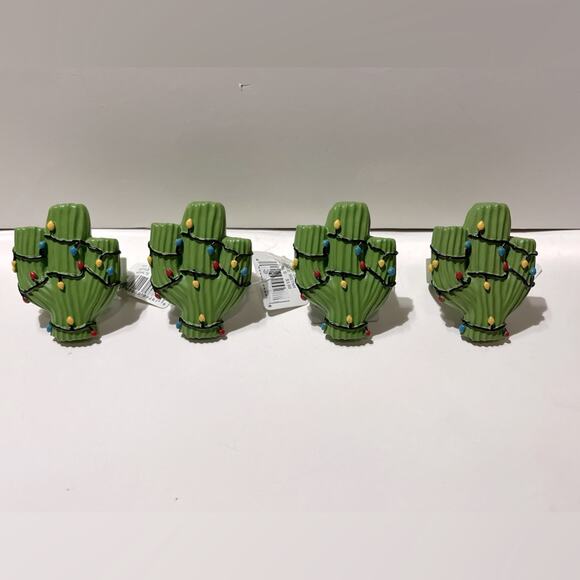 Cactus with Christmas lights napkin rings, NWT - Picture 1 of 9